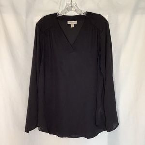 Motherhood Maternity Black Dressy V-Neck Blouse Sz M